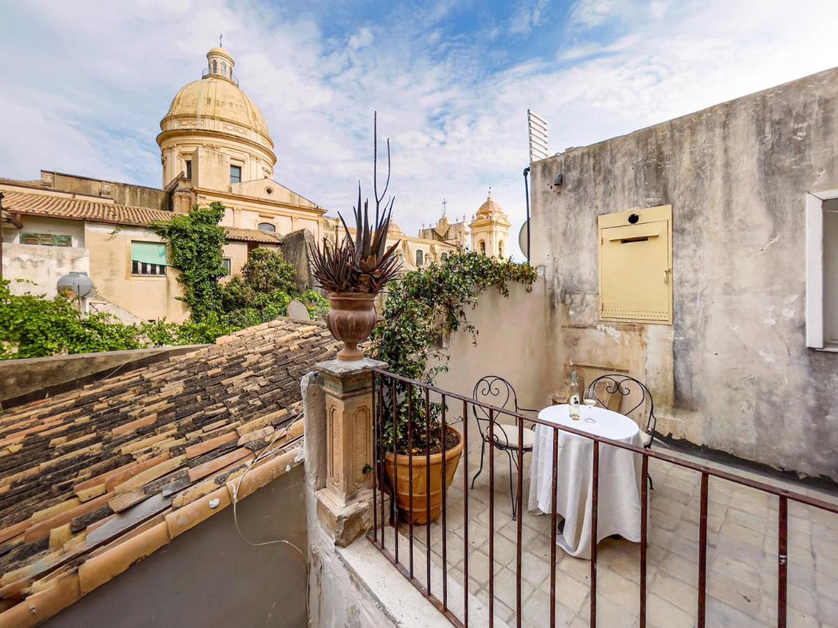 Casa Modica - Luxury Rooms Noto Luaran gambar