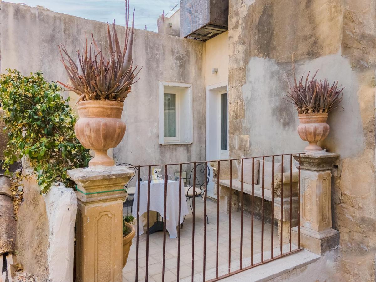 Casa Modica - Luxury Rooms Noto Luaran gambar